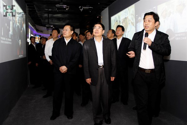 ×ðÁú¶¶È¦(Öйú¹ÙÍø)-Ϊdu¶øÉú